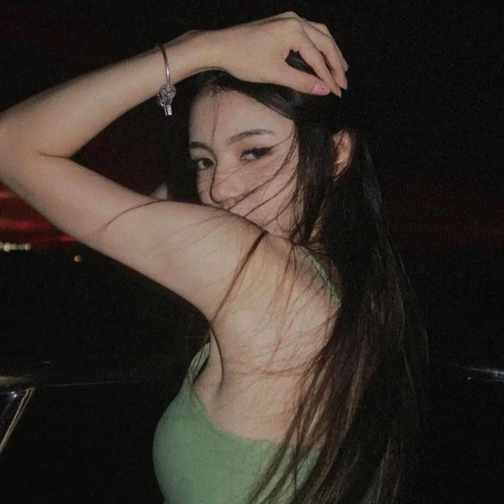 不羁的美女